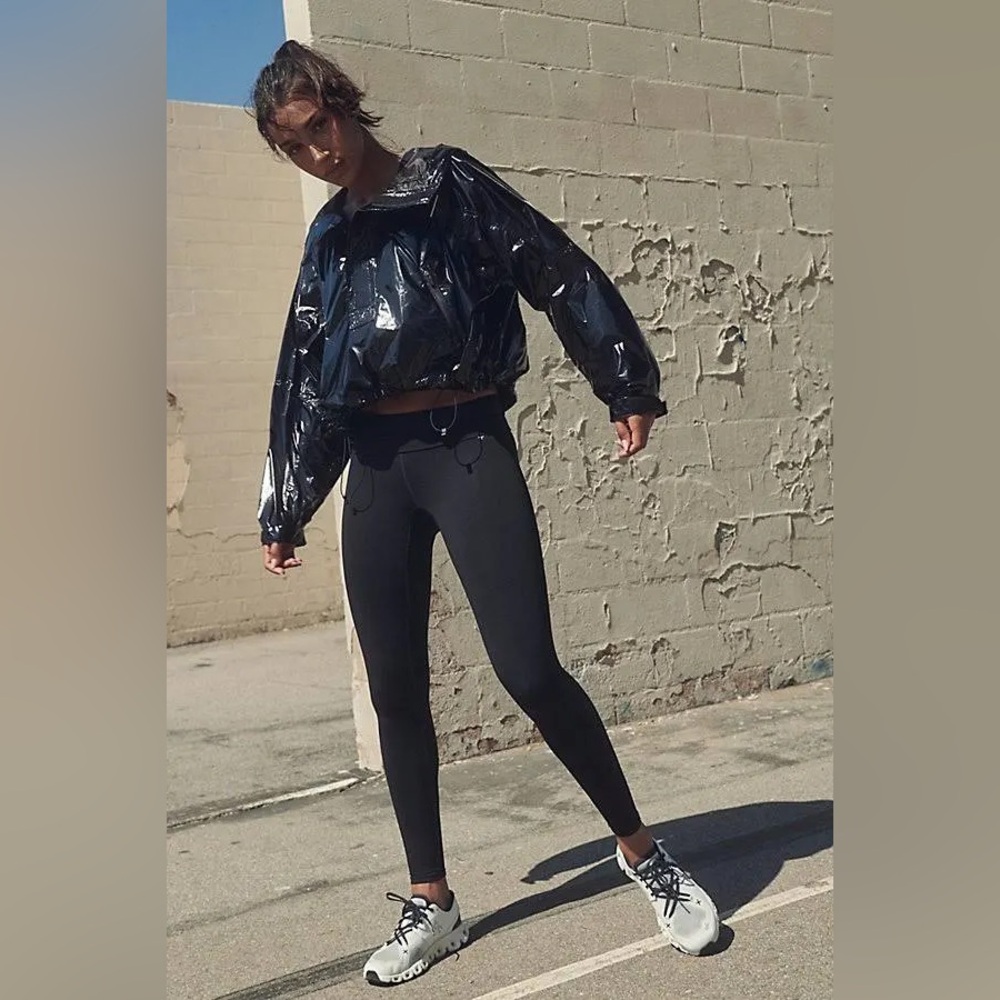 FREE PEOPLE FP Movement NEW Dew Drop Packable Rain Jacket NEW Size M Shiny Black - Picture 11 of 16